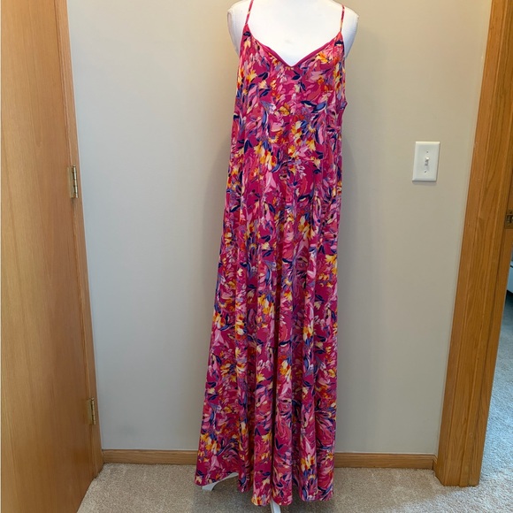 Nicole Miller Dresses & Skirts - Beautiful Nicole Miller Pink Maxi Dress. Like New. Size L